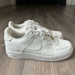 Nike Air Force 1s ‘07 with Gold Accents. Men’s 7.5 or Women’s 9-9.5!